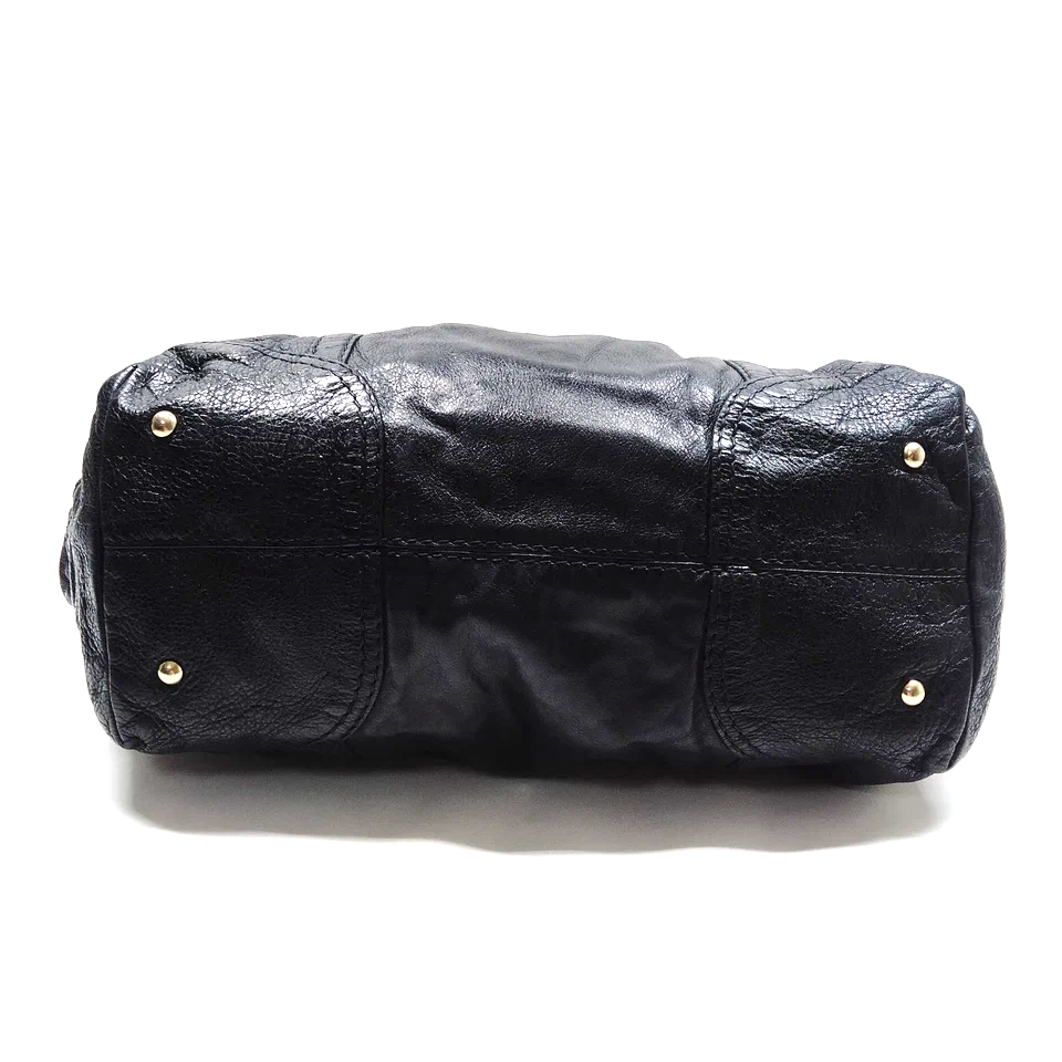 Gucci Italy. Black Leather Shoulder Bag w/Attachable Shoulder Strap