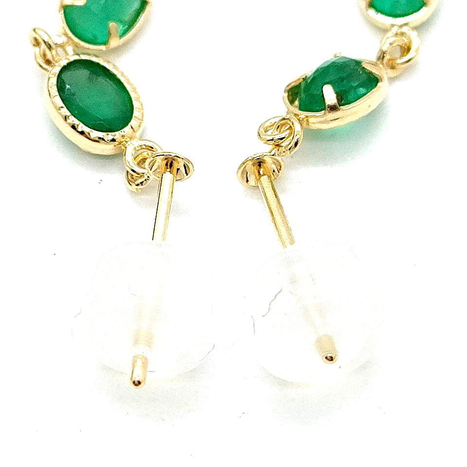 Unbraded Paris. Fine Jewelry. Emeralds 1.75ct Hallmarked, 18ct Gold Setting Dangling Vintage Earrings Pierce