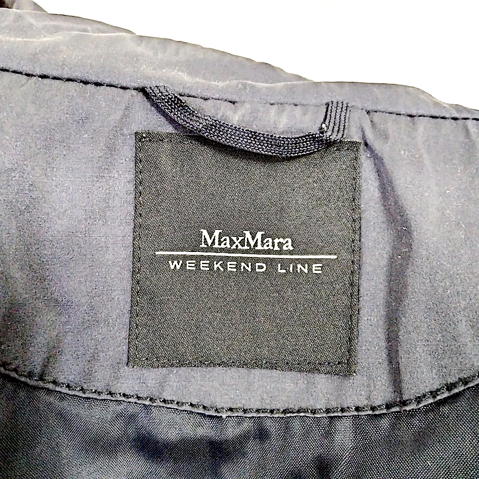 Maxmara Italy. Midnite Blue Tessuto/Cotton/PolyTech Blend Belted Jacket