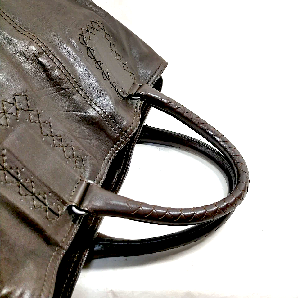 Bottega Veneta Italy. Brown Leather Shoulder Bag / Hand Bag