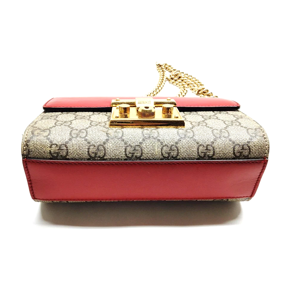 Gucci Italy. VINTAGE LOGO CHAIN STRAPS W/KEY MINI SHOULDERBAG