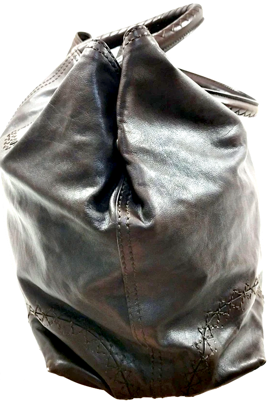 Bottega Veneta Italy. Brown Leather Shoulder Bag / Hand Bag