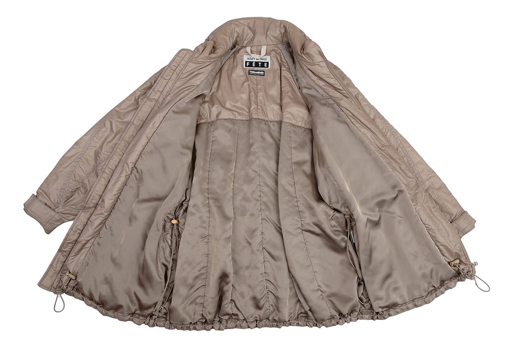 ISSEY MIYAKE JAPAN. FETE Mocha Color Batting Windbreaker Coat