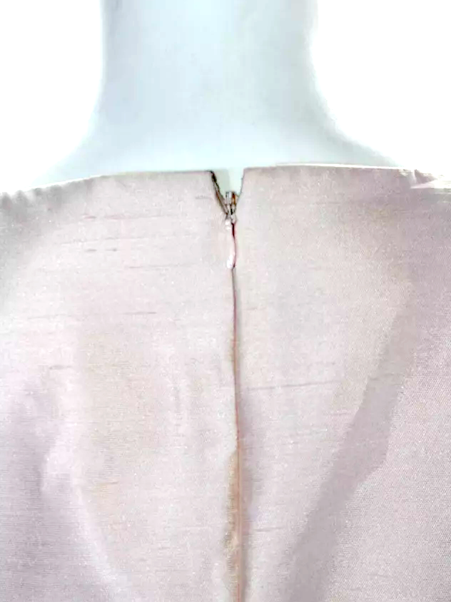 Dolce & Gabbana Italy. Pink 100% Silk V Neck Sleeveless A Line Dress