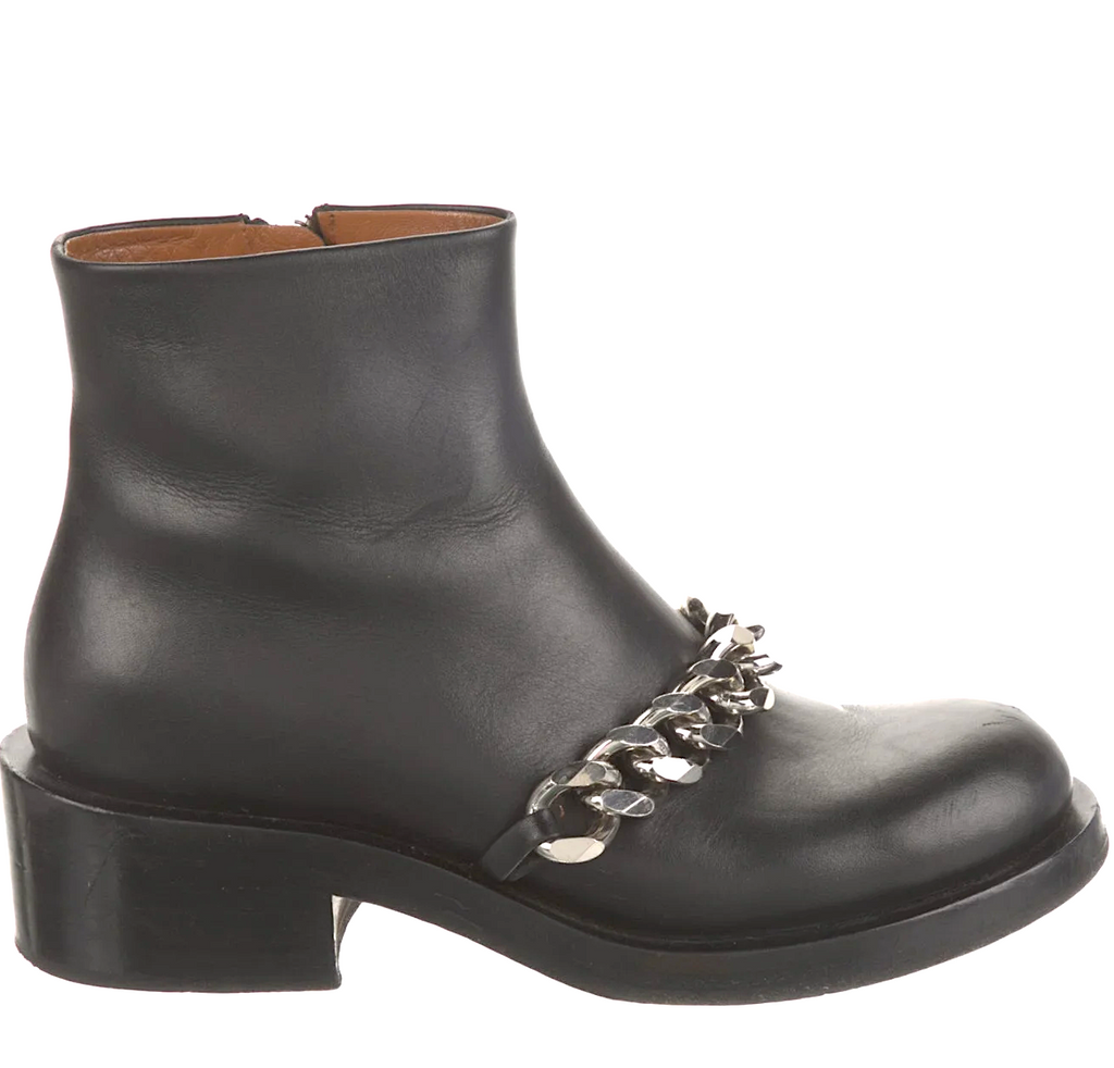 Givenchy Paris. Black Leather Chain-Link Accents Combat Boots SZ 38.5 US:8.5