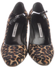 Manolo Blahnik Paris. NWOT. Calf Hair Animal Print Pumps Shoes Size: 10.5 | IT 40.5