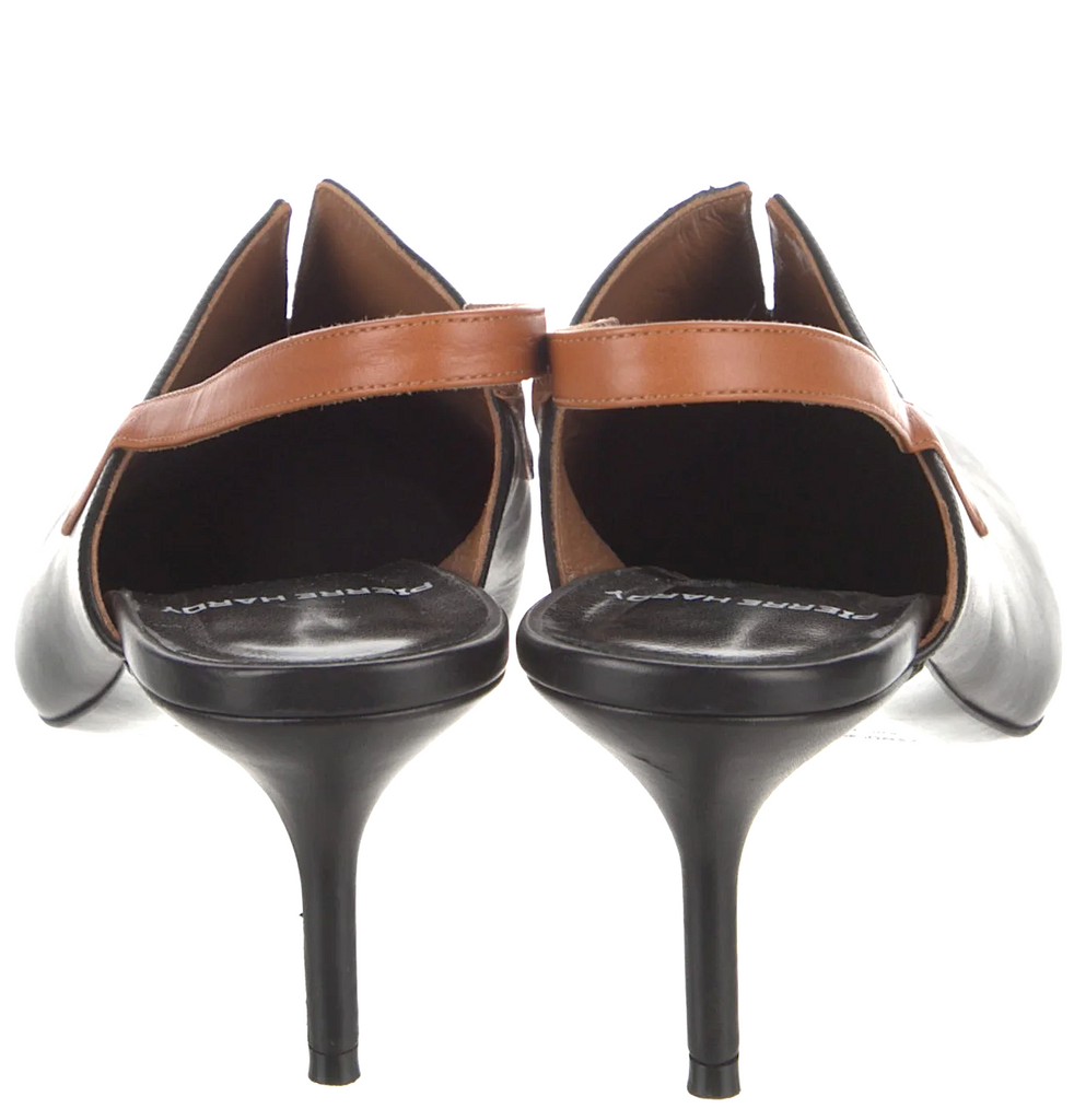 PIERRE HARDY Paris. (Hermes Shoe Designer) Black Leather Slingback Pumps Size: 38.5