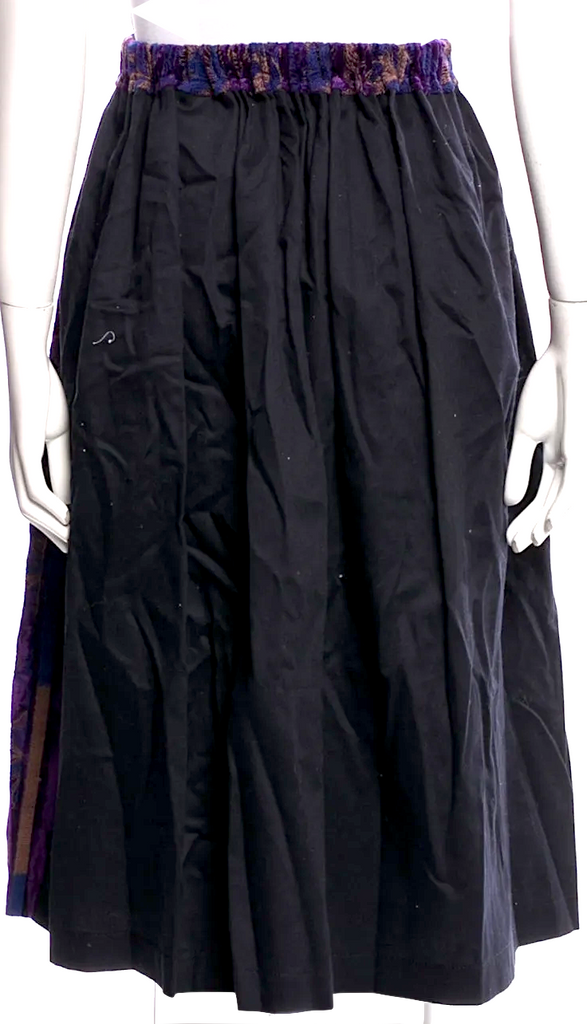 Comme des Garçons Japan. TAO. Eggplant/Black Color Floral Print Knee-Length Skirt