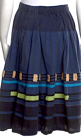 Issey Miyake "Me" Japan. Blue  Embroidered Accent Knee-Length Skirt