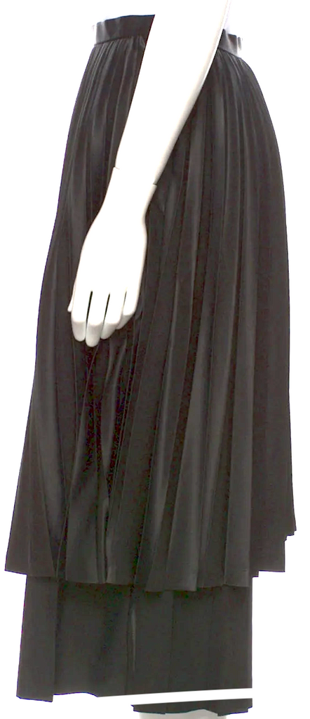 Comme des Garcons Japan. noir kei ninomiya PolyTech Pleated Midi Length Skirt