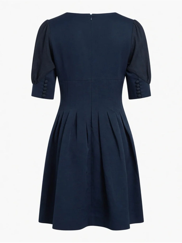 LANVIN PARIS. Vintage 2006 COLLECTION. Bateau Neckline Dark Navy Pleated Midi Dress