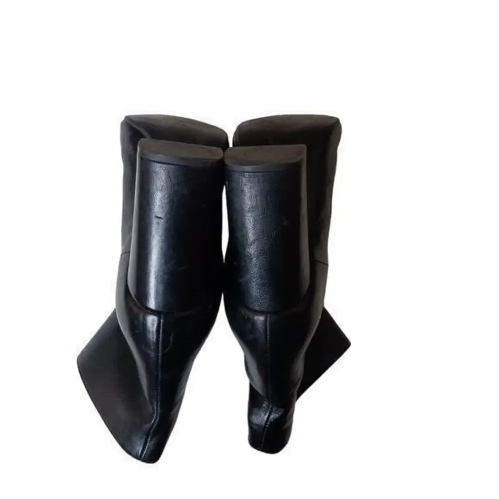 MARNI ITALY. Black Lambskin Leather Ankle‎ Booties Moto Style Heeled Boots