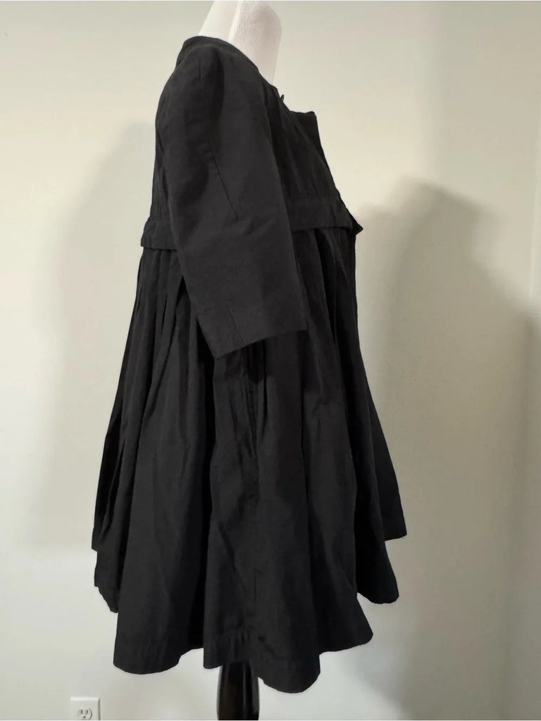 Comme des Garcons JAPAN. Black Short-Sleeve Pleated Convertible Coat Jacket Top