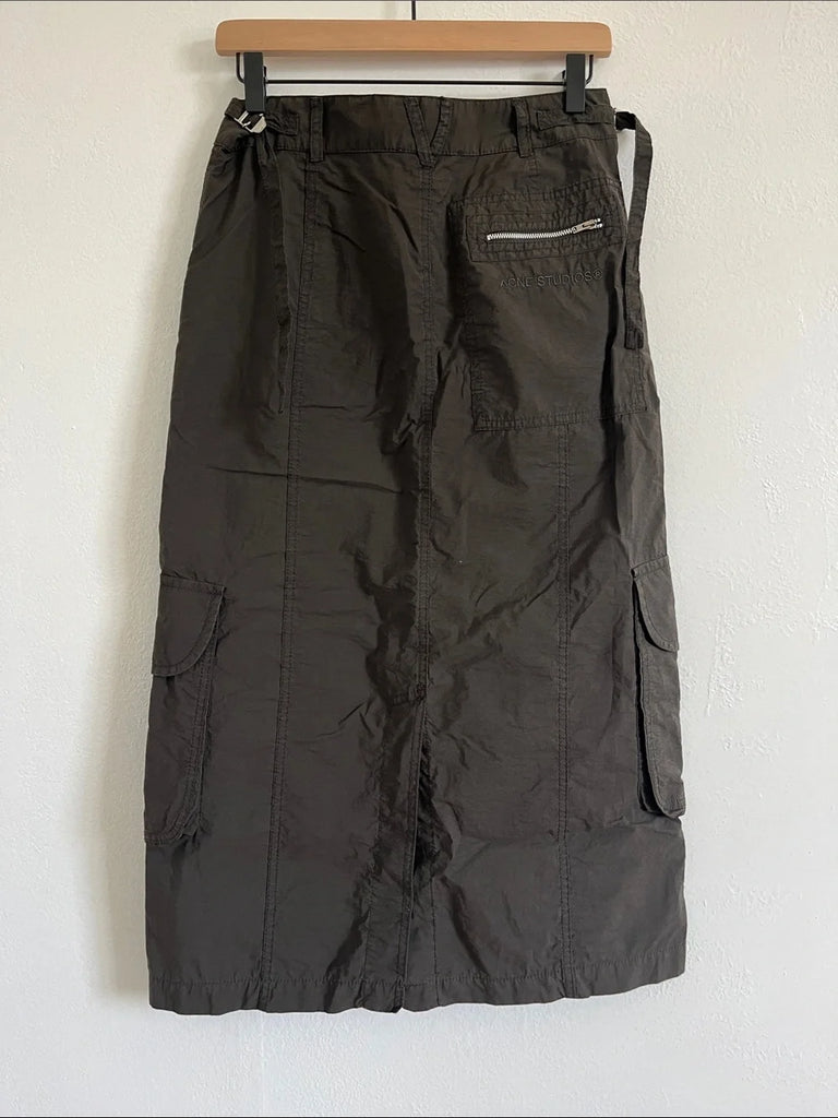 Acne Studios STOCKHOLM. Dark Olive/Grey Utility Cargo Pocket Midi Skirtt