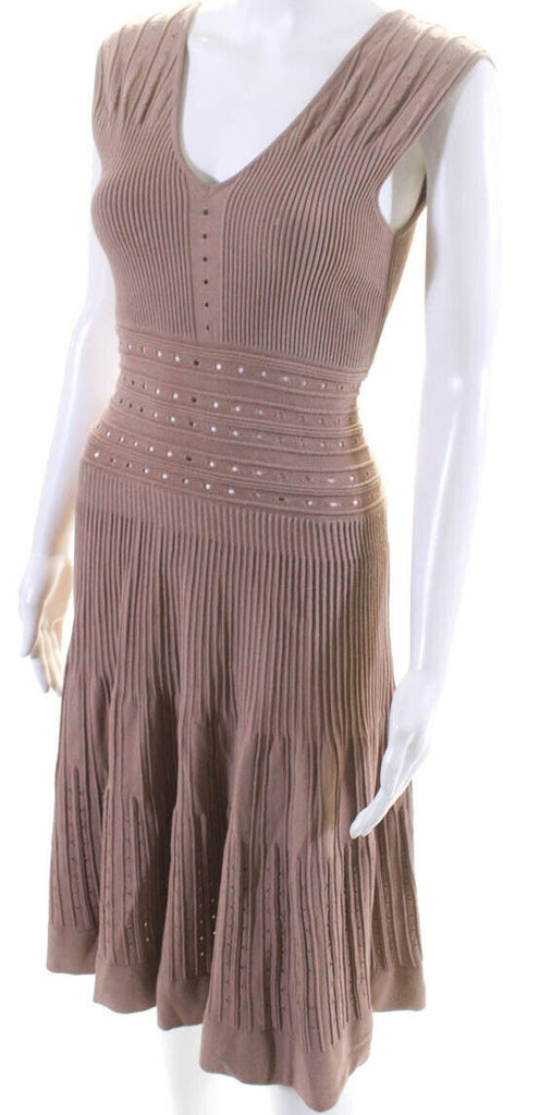 Azzedine Alaia Paris. Vintage Mauve Textured Knit V-Neck Sleeveless A-Line Midi Dress