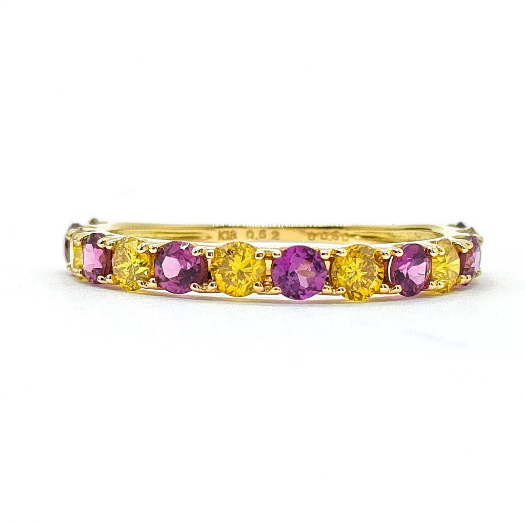 CHESTERFIELD'S LONDON. Vintage Estate 1960's 18ct Gold Garnet, Yellow Lab Diamonds Eternity Ring