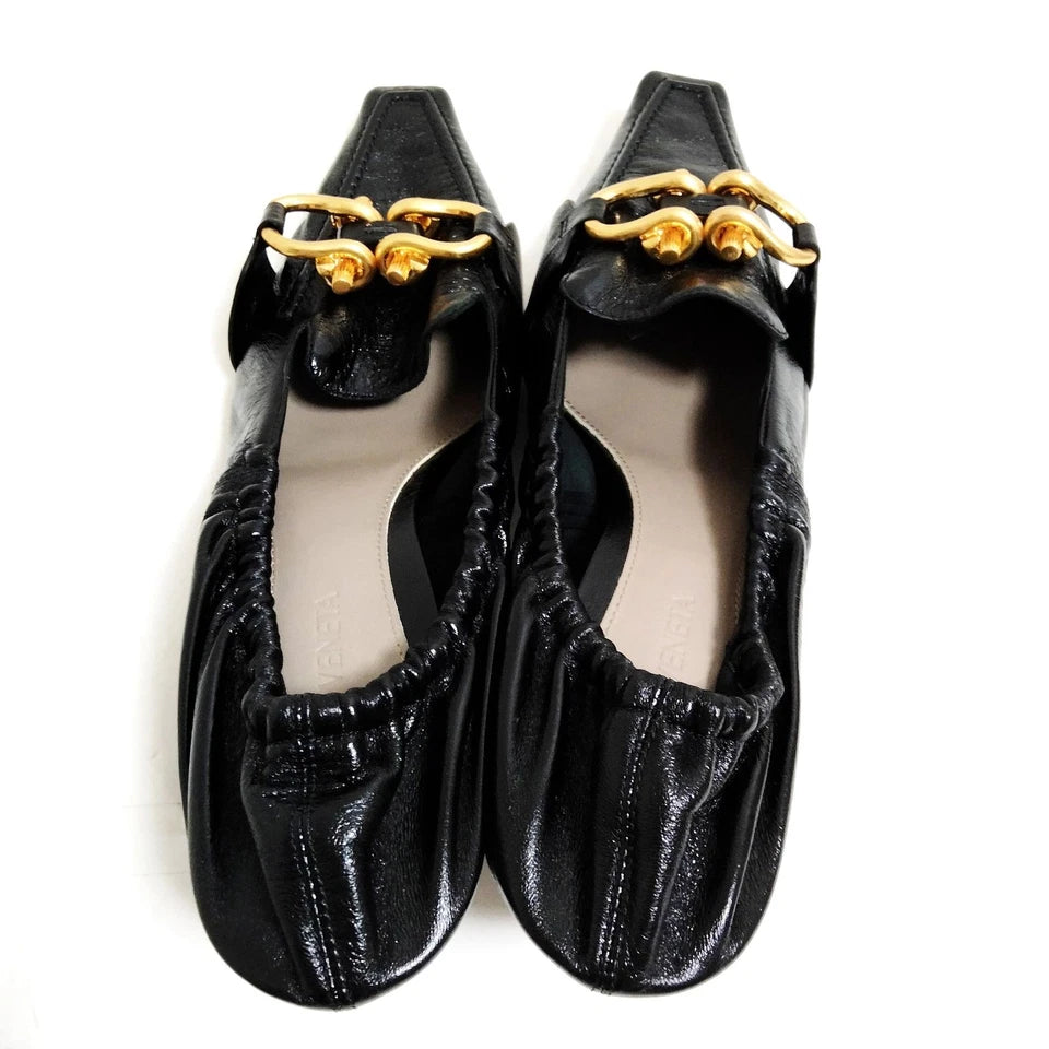 Bottega Veneta  Italy. NWOT. Black Leather Kitten Heel US 8
