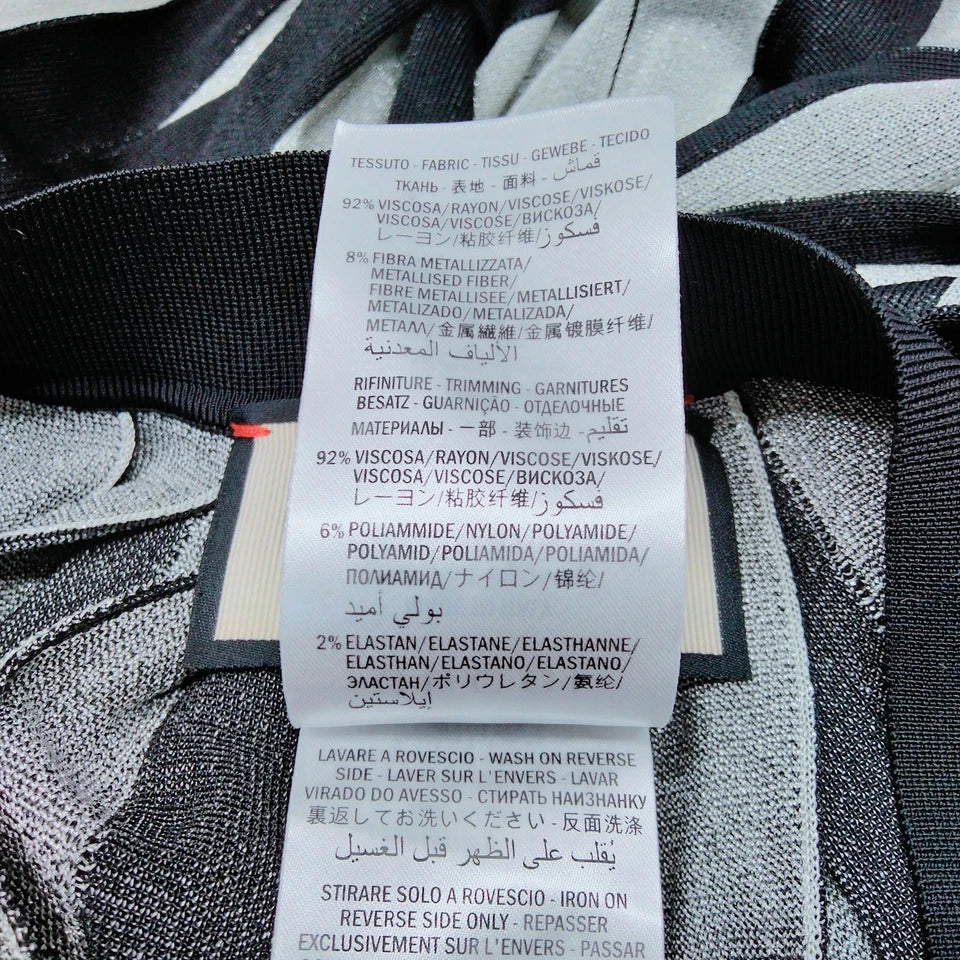 Gucci Italy. Rayon, Nylon, Polyurethane Skirt