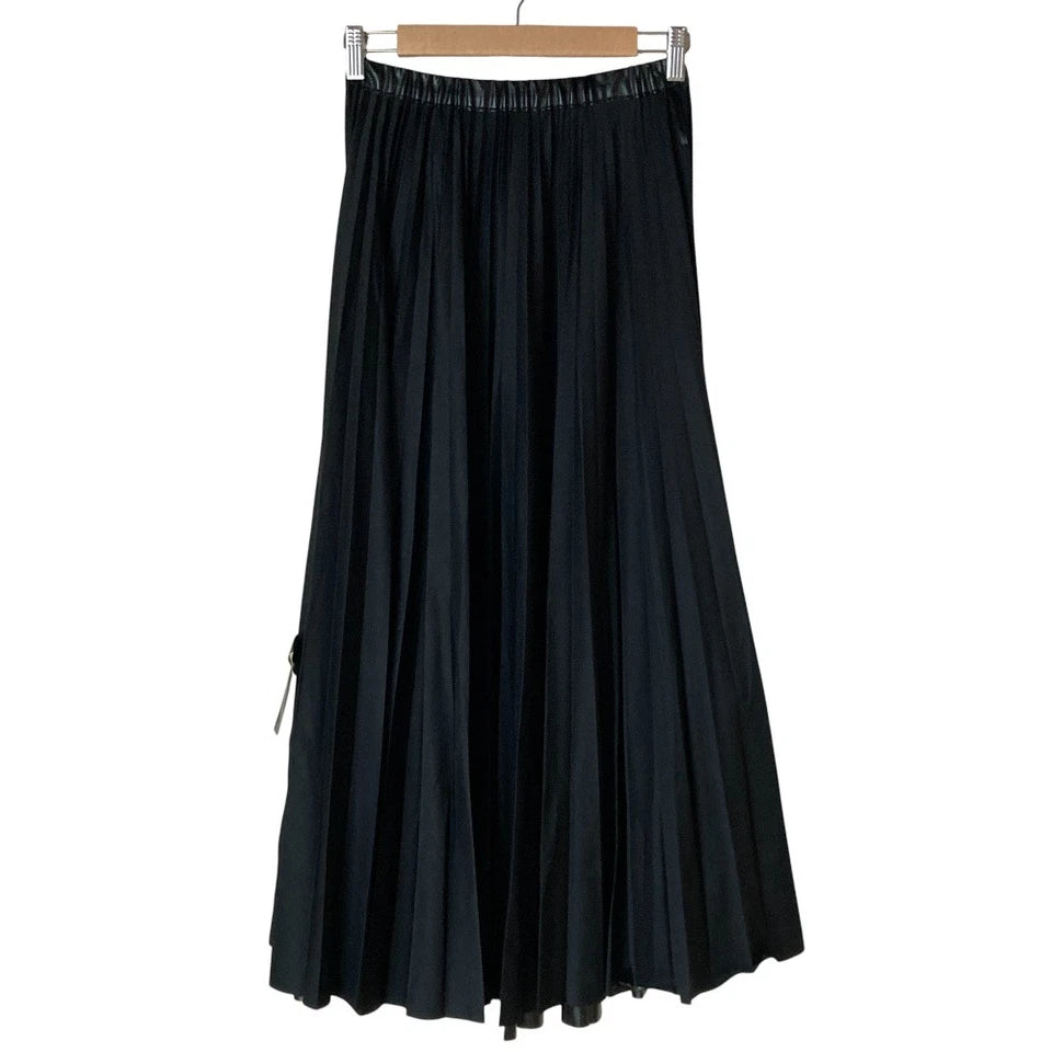 UNITED ARROWS JAPAN. Black Faux Leather Pleated Skirt