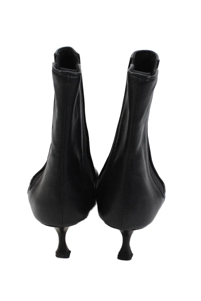 Manolo Blahnik Paris. Black Leather Pointed Toe Heeled Ankle Boots