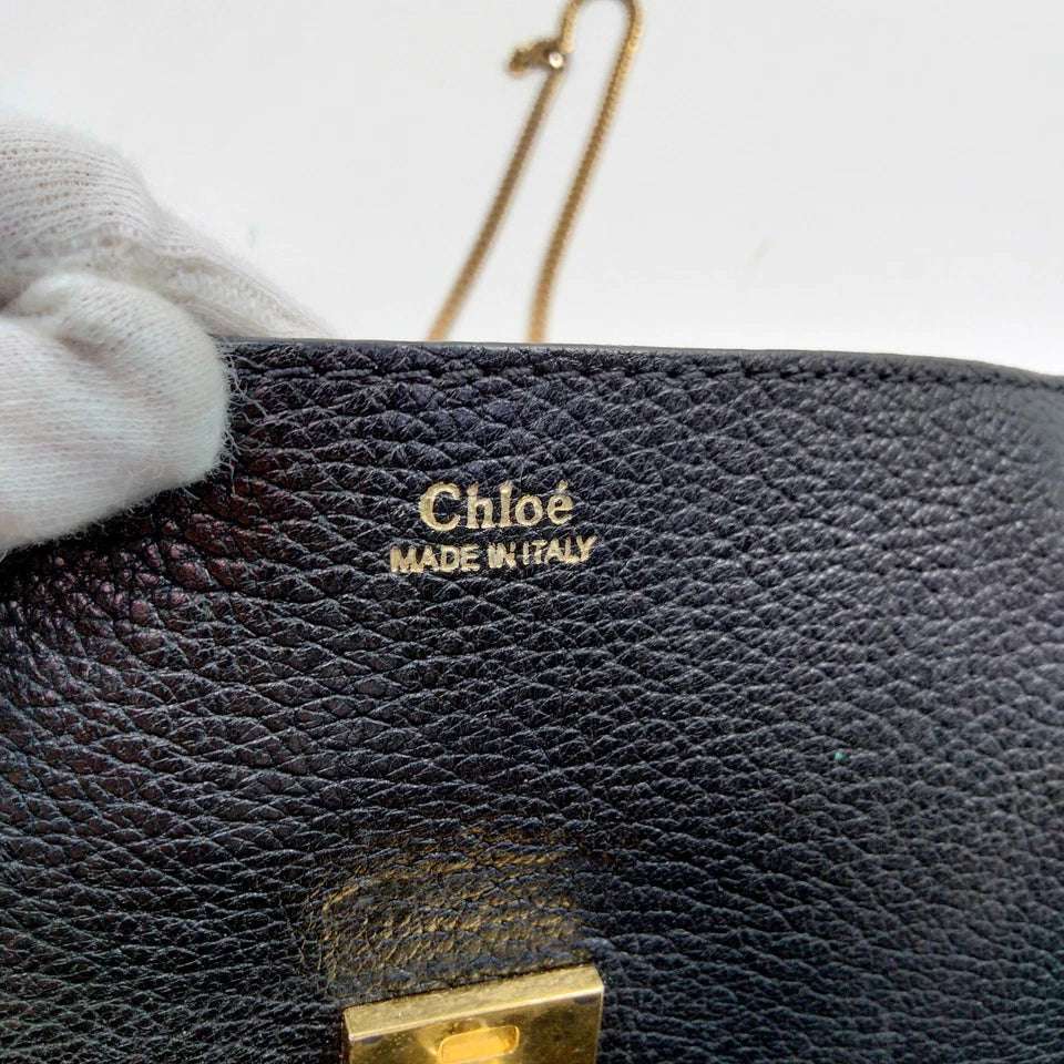 CHLOE PARIS. Black Leather Shoulder Bag Goldplated Hardware and Chain