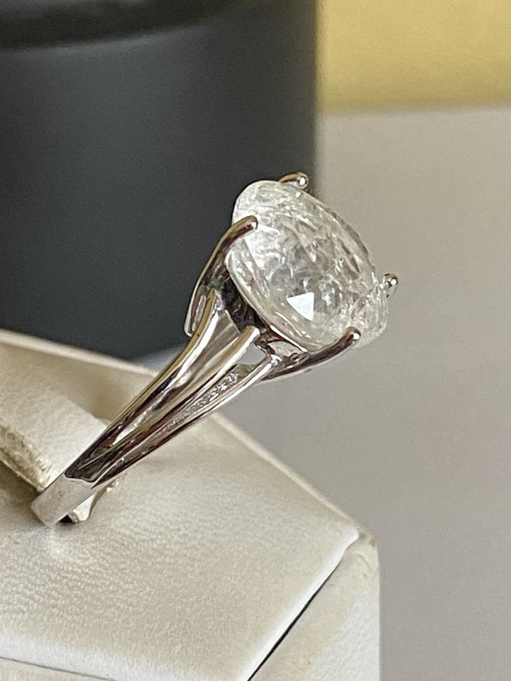 Vintage LONDON. Circa 2000. Sterling Silver Crackle Quartz Solitaire Ring Size O