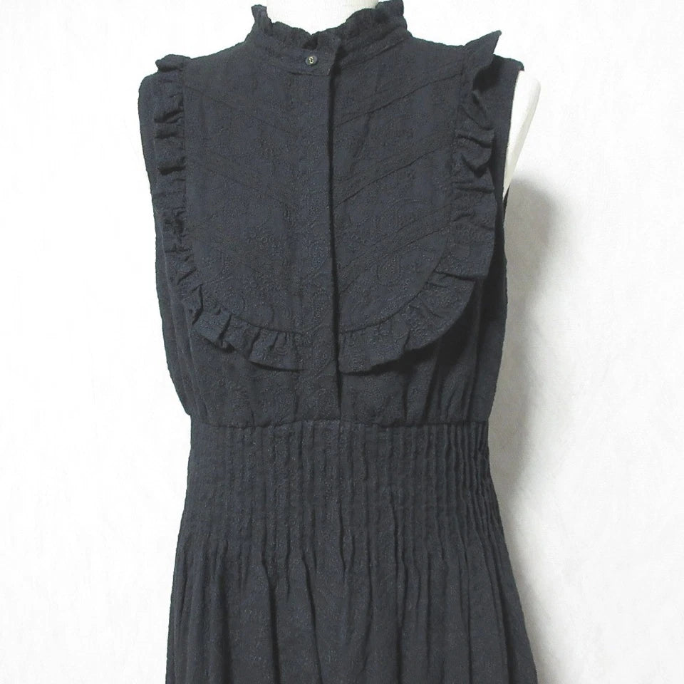 Her lip to JAPAN. Black Paisley Cotton Lace Long Dress