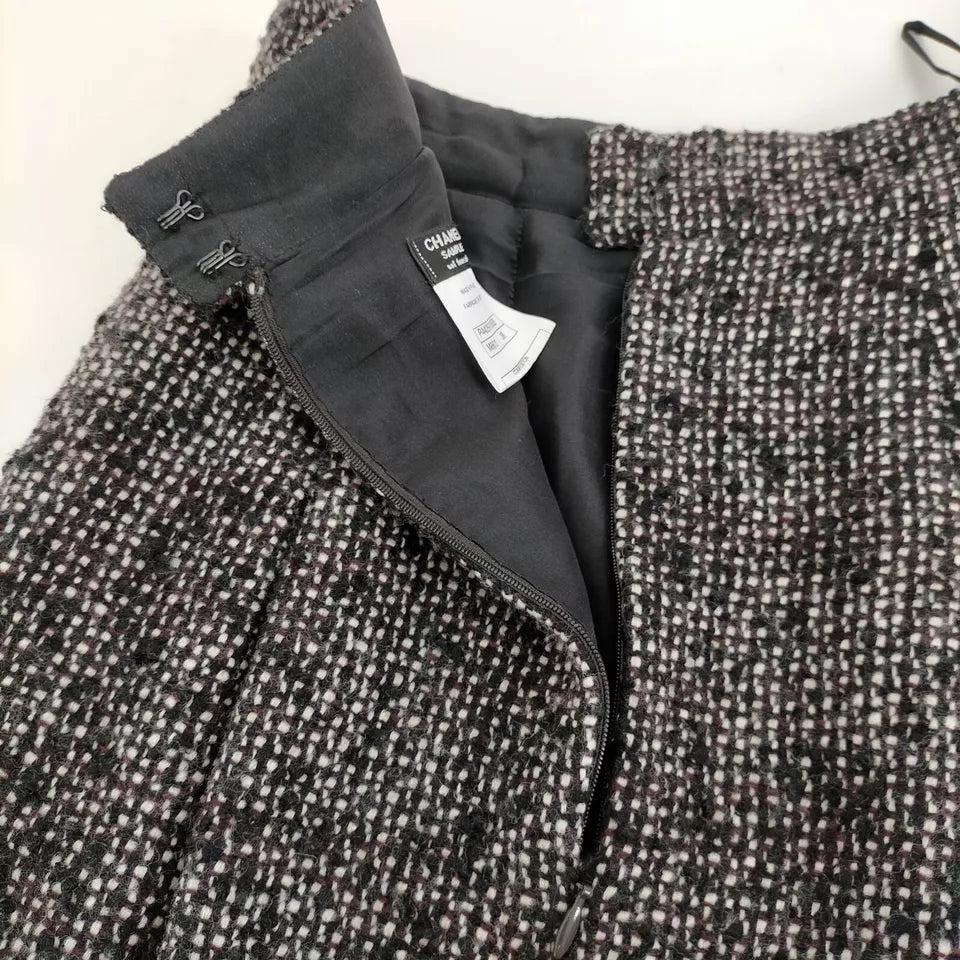 Chanel Paris. Wool, Nylon, Silk, Alpaca Skirt