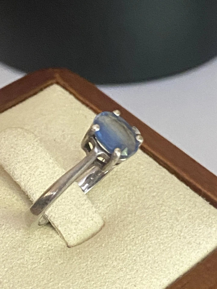 Vintage LONDON. Circa 2000. Sterling Silver And Blue Tourmaline Solitaire Ring Size O