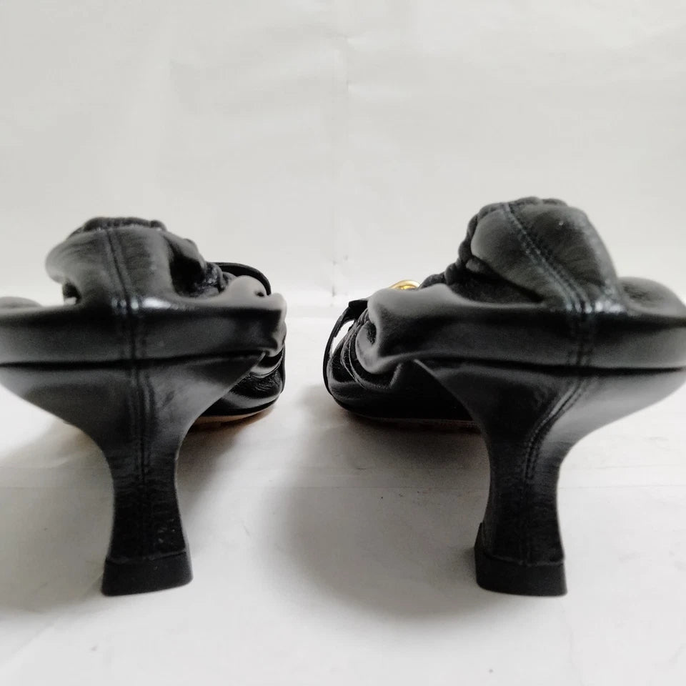 Bottega Veneta  Italy. NWOT. Black Leather Kitten Heel US 8
