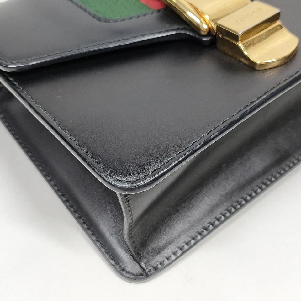 Gucci Italy. Vintage 2016 Collection Gold Chain Strap Black Leather Mini Shoulder Bag