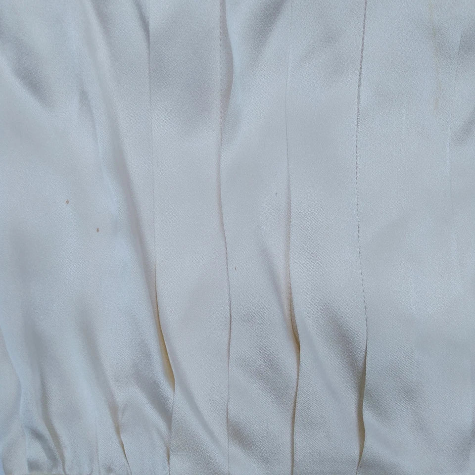 CHANEL PARIS. WHITE/IVORY LINEN CHANEL BUTTONS PLEATED TOP