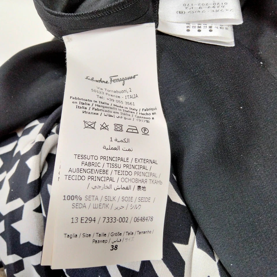 Ferragamo Italy. Vintage Silk/Mixed Material Floral Print Dress