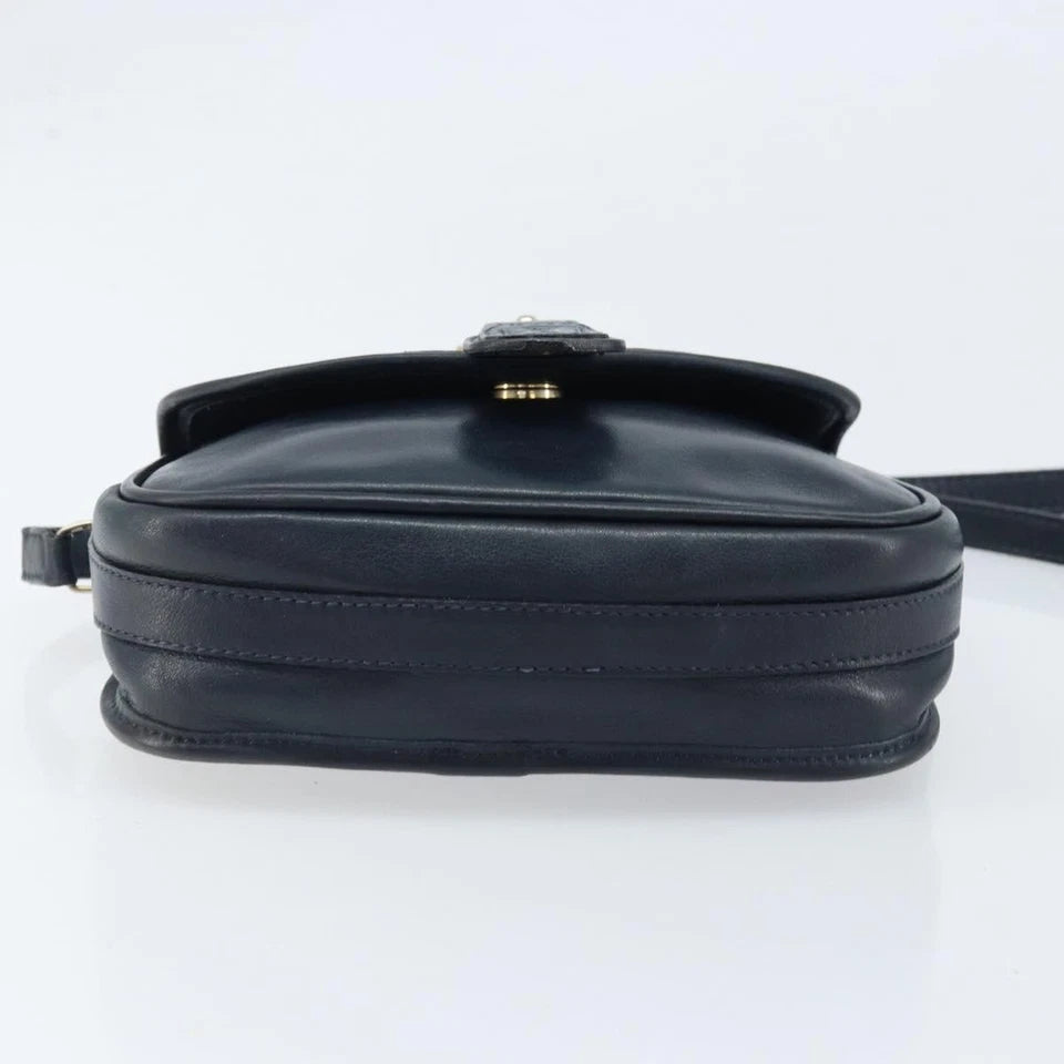 CELINE PARIS. NAVY LEATHER SHOULDER BAG W/GOLDPLATED HARDWARE