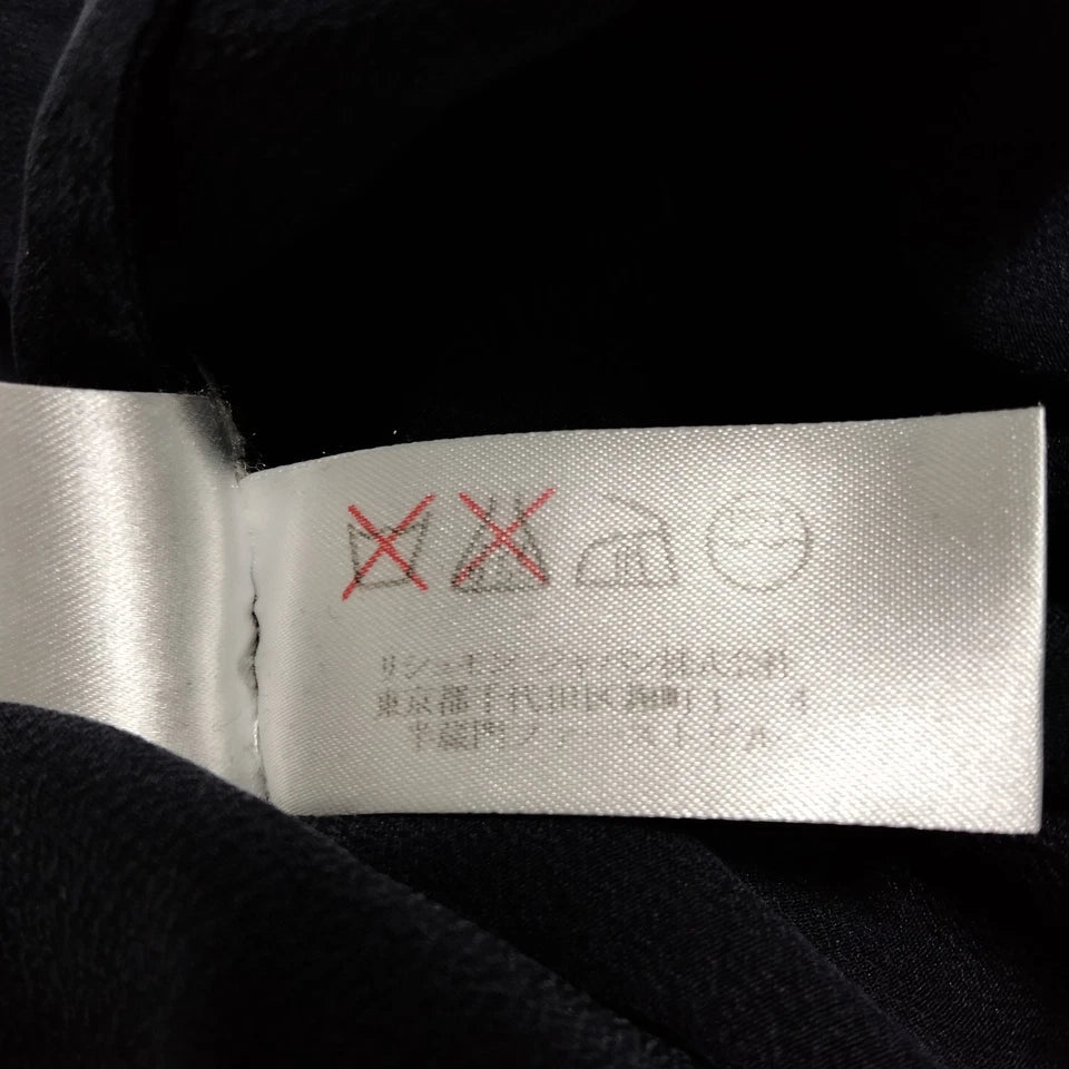 Chloe Paris. Dark Navy Silk Blouse w/White Peter Pan Collar