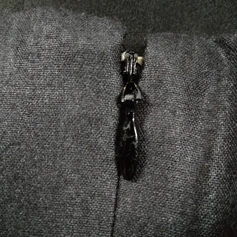 Chloe Paris. Black Silk Dress