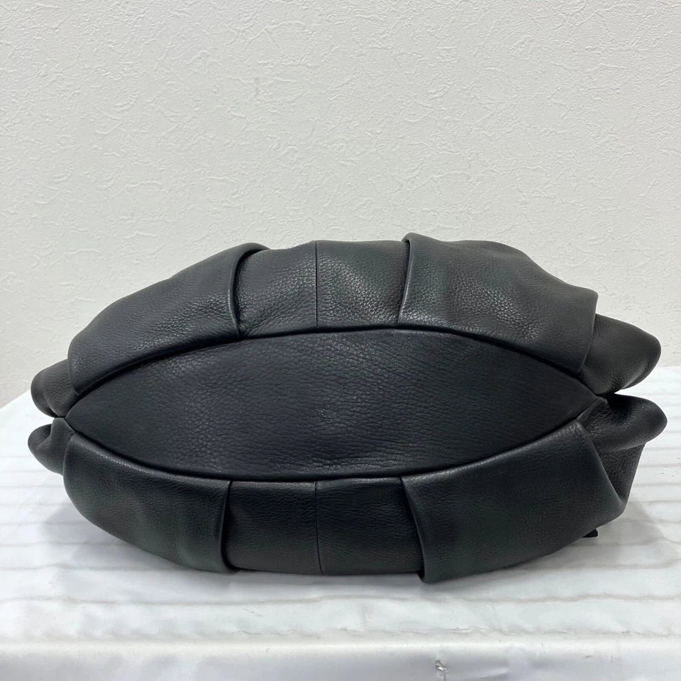 MICHIAMO JAPAN. Black Leather Shoulder Bag / Tote Bag