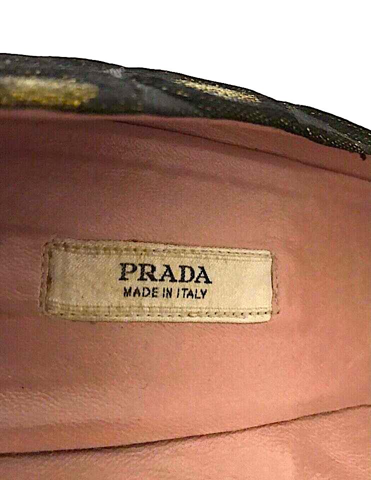 PRADA Italy. Black Leather Gold Accent Pumps Size 38