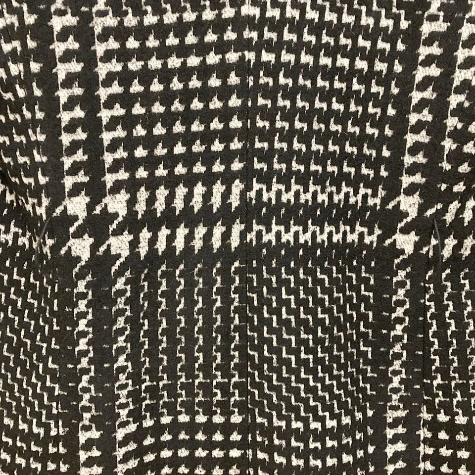 Max Mara ITALY. Black/Grey Plaid Check Pattern Tweed Long Chester Coat