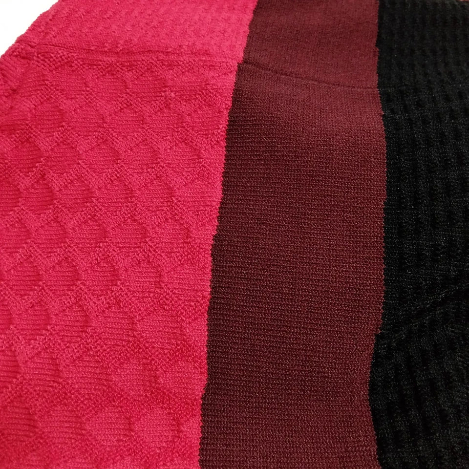 Alexander Mcqueen UK.  2021 Pre-Fall Collection. SARAH BURTON DESIGNER. Red Black Geometric Sleeveless Rayon Dress