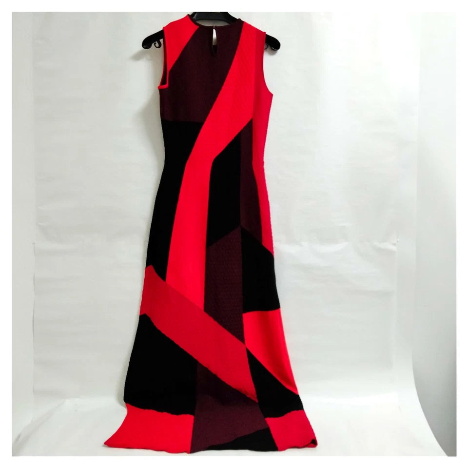 Alexander Mcqueen UK.  2021 Pre-Fall Collection. SARAH BURTON DESIGNER. Red Black Geometric Sleeveless Rayon Dress