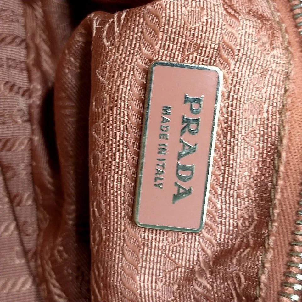 Prada Italy. Beige Leather Shoulderbag
