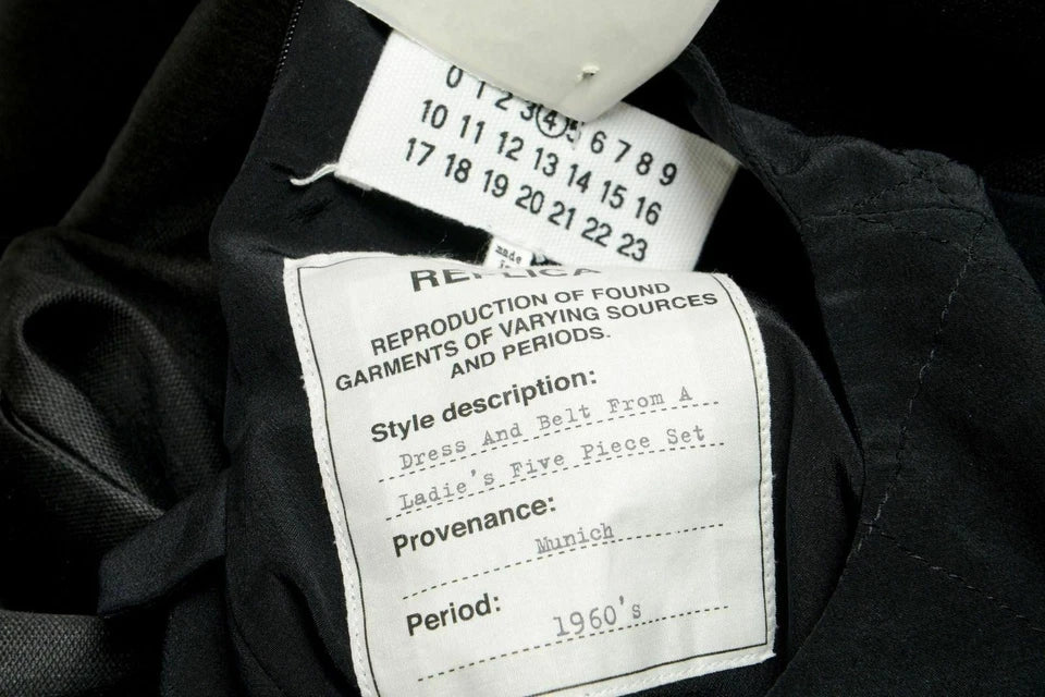 Maison Margiela Paris. NEW. NWOT. 100% Silk Multi-Color Women's Sheath Dress