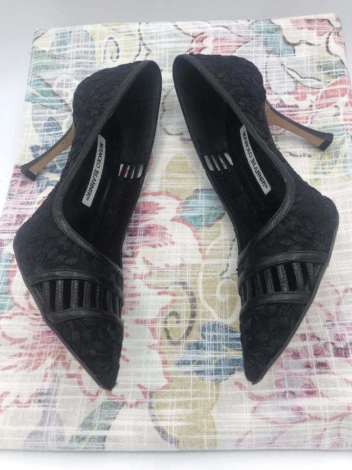 Manolo Blahnik Paris. Black Leather/Lace Floral Designer Shoes FR8.5
